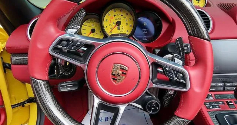 Porsche 718 