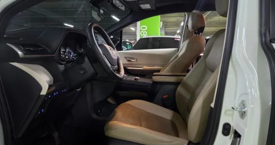 Toyota Sienna 