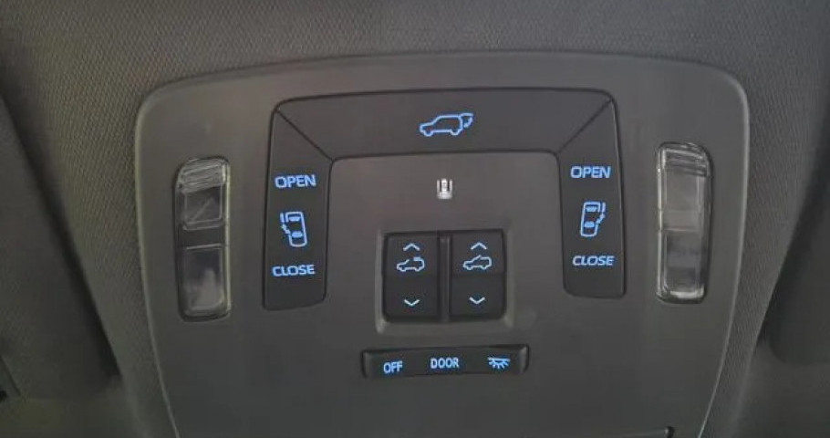 Toyota Sienna 