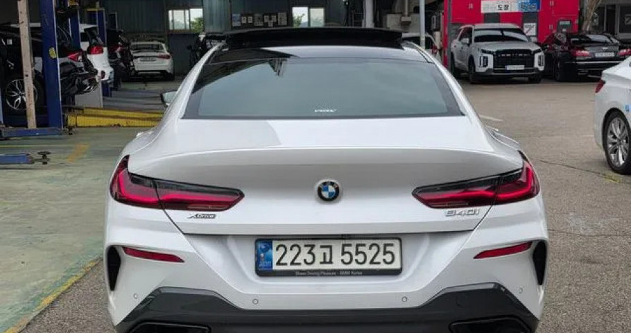 Bmw 8-Series 