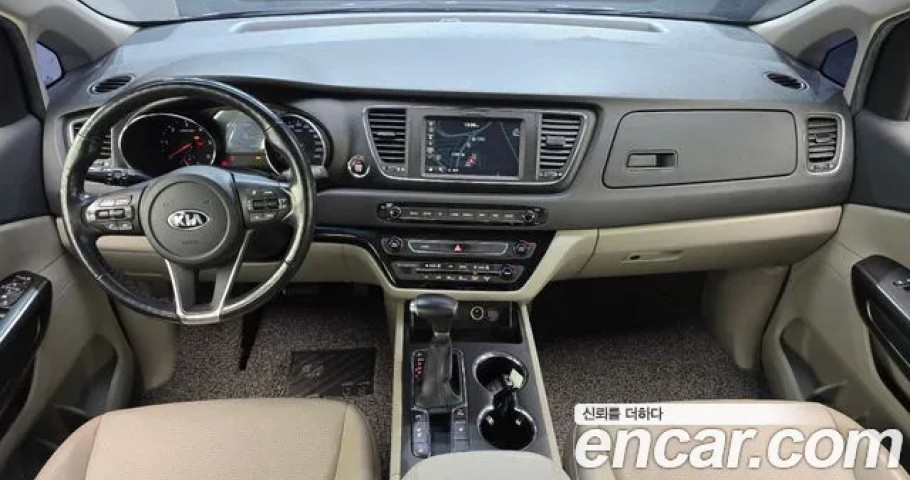 Kia Carnival 