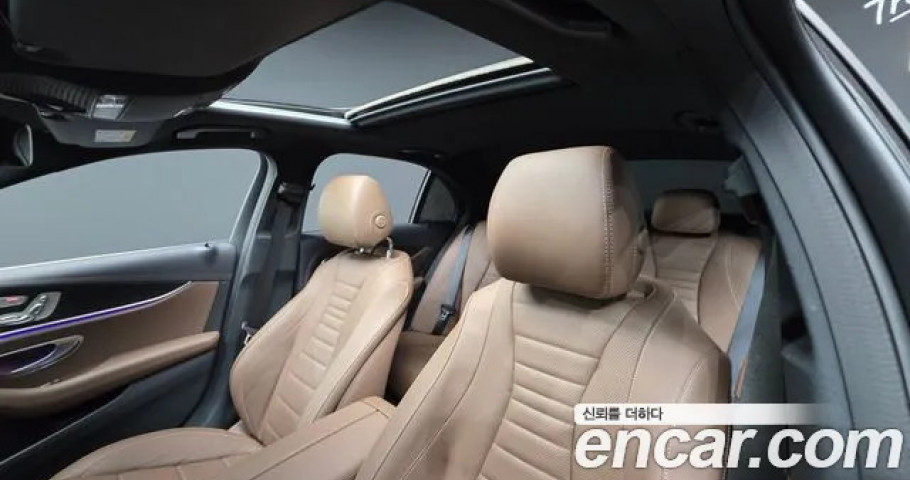 Mercedes-Benz E-Class 
