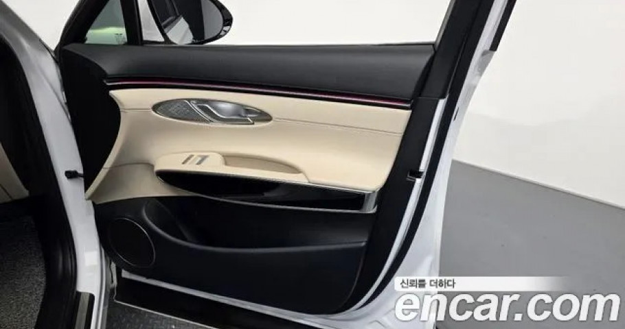 Genesis Gv70 