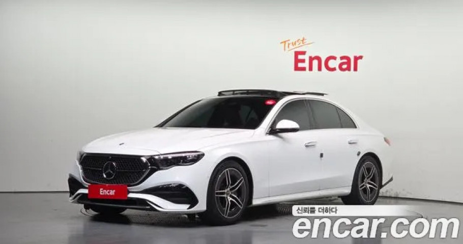 Mercedes-Benz E-Class 