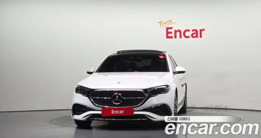 Mercedes-Benz E-Class 