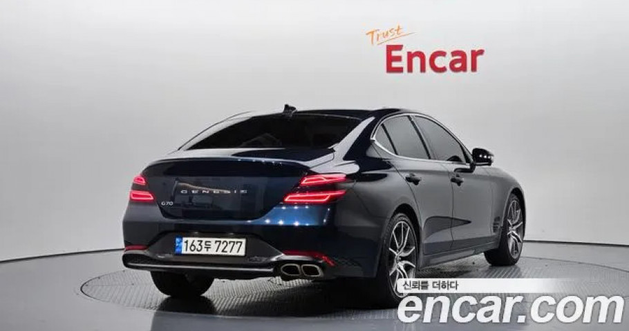 Genesis G70 