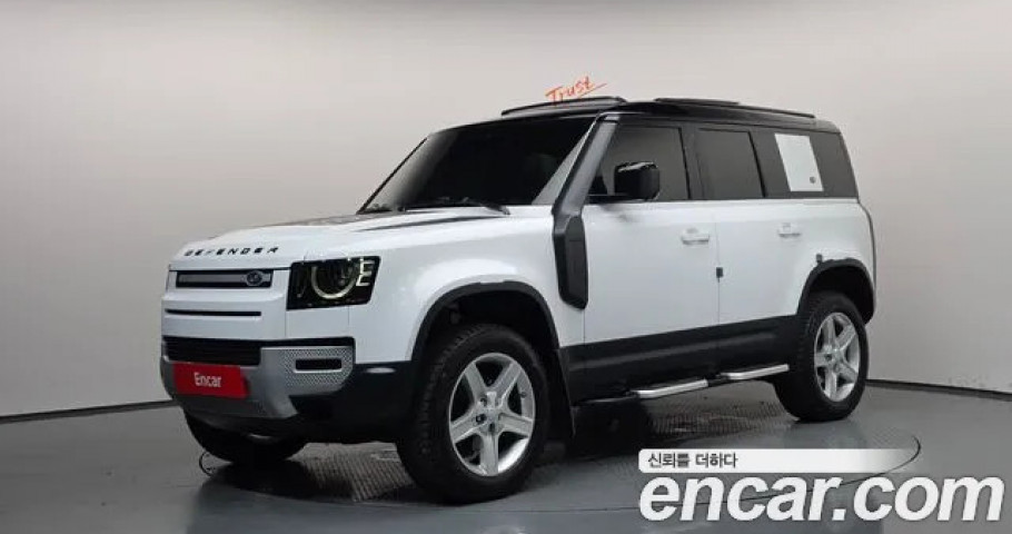 Land Rover Defender 