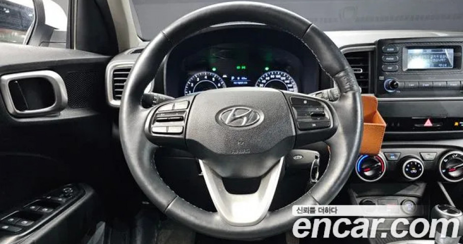 Hyundai Venue 