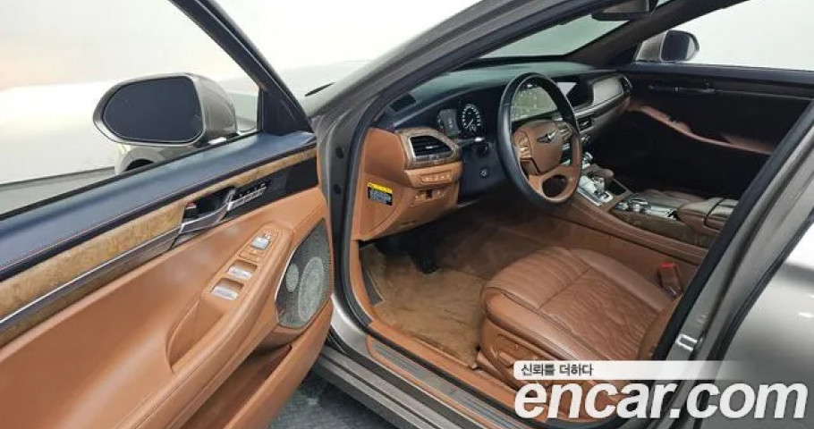 Genesis G90 