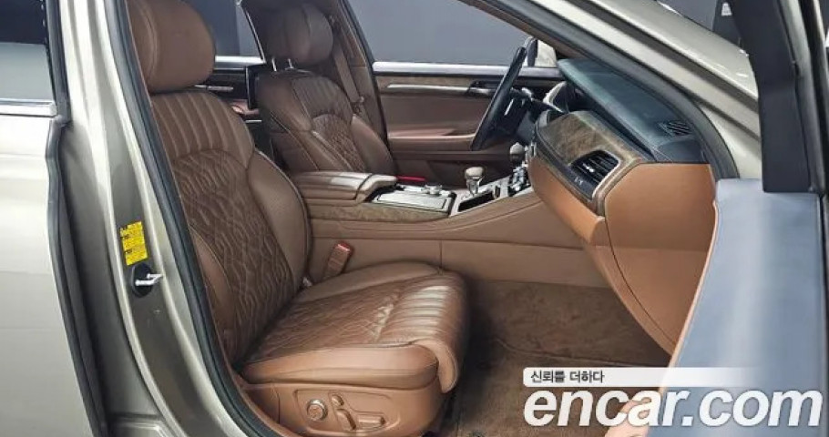 Genesis G90 