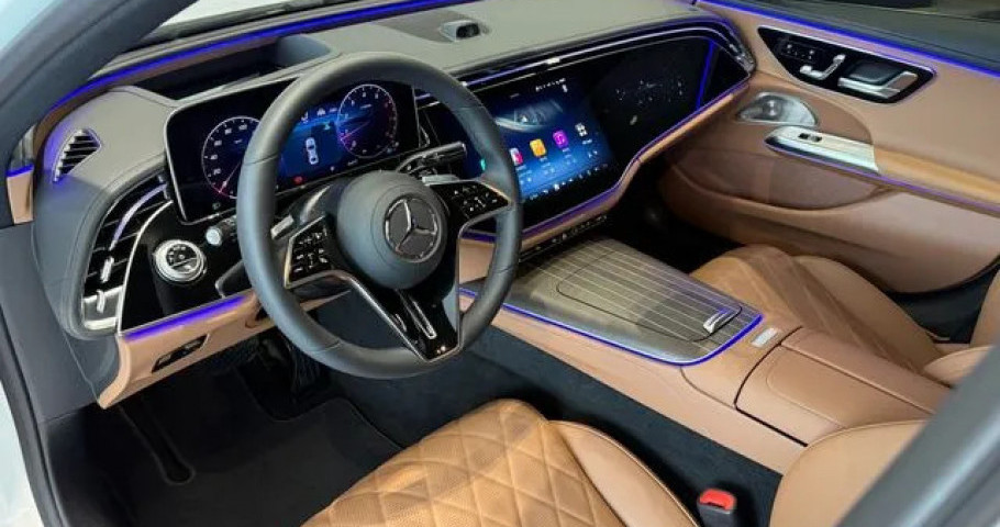 Mercedes-Benz E-Class 