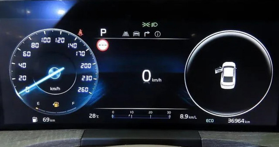 Kia K8 