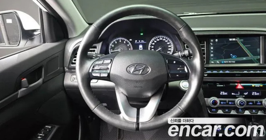 Hyundai Avante (Elantra) 