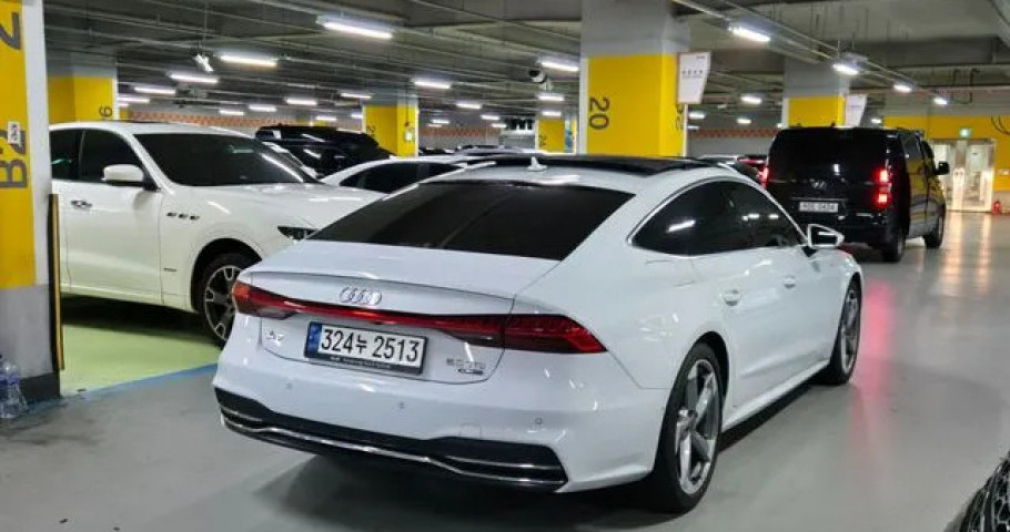 Audi A7 