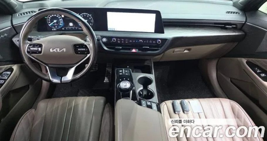 Kia K8 