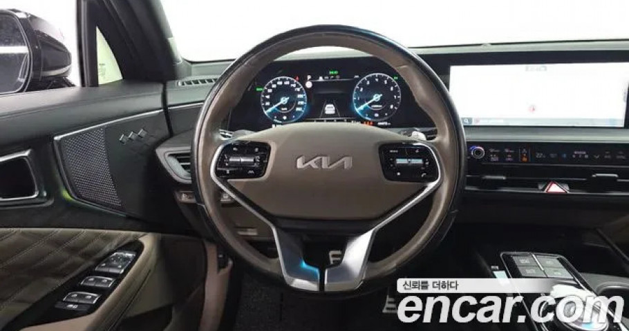 Kia K8 