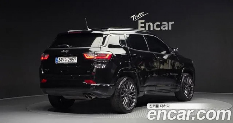 Jeep Compass 