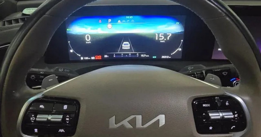 Kia K8 