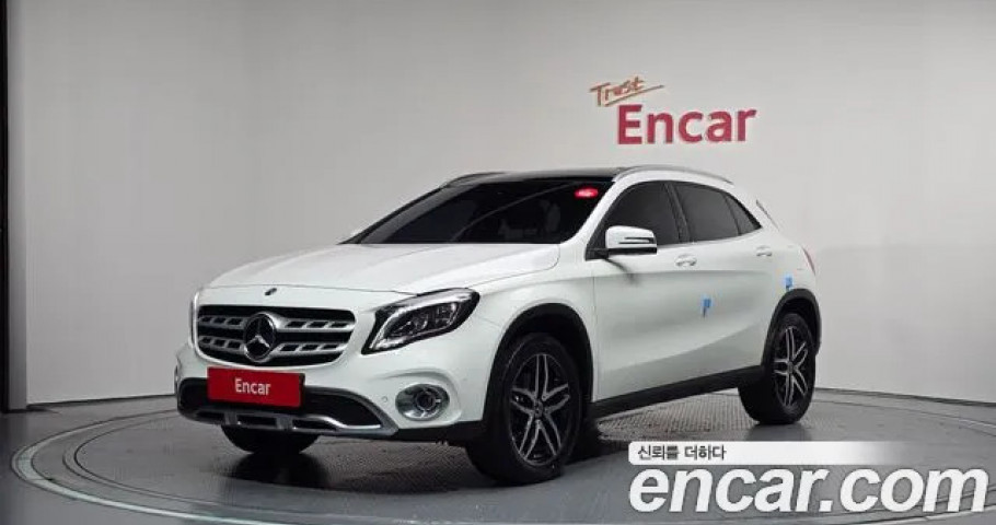 Mercedes-Benz Gla-Class 