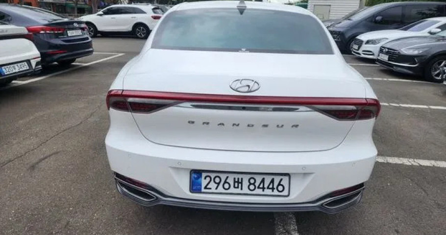 Hyundai Grandeur 