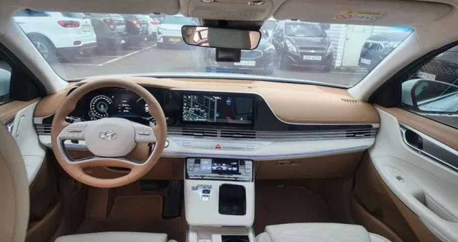 Hyundai Grandeur 