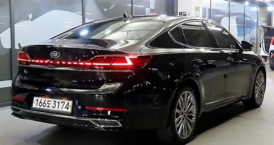 Kia K7 