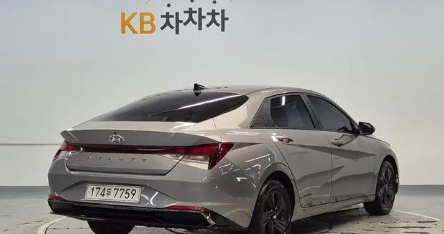 Hyundai Avante (Elantra) 