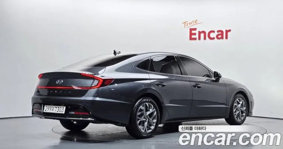 Hyundai Sonata 