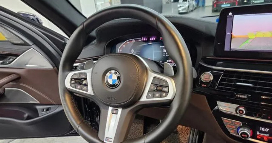 Bmw 5-Series 