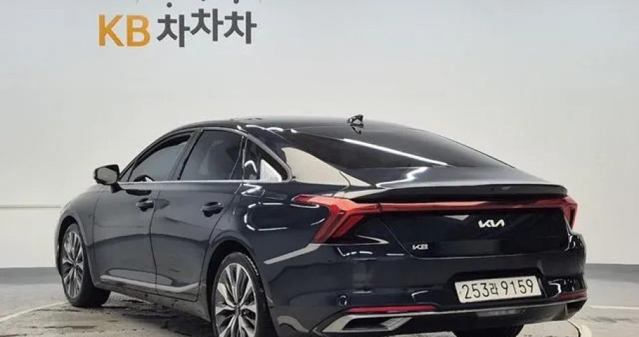 Kia K8 