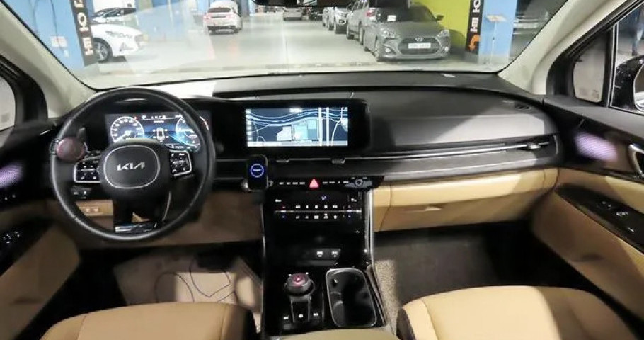 Kia Carnival 