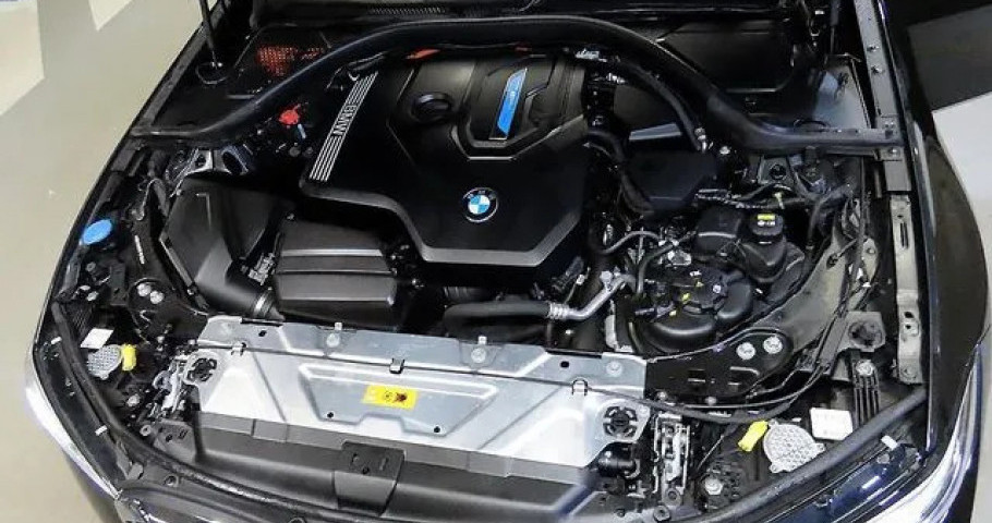 Bmw 3-Series 