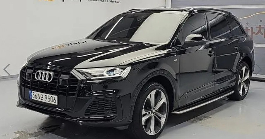 Audi Q7 