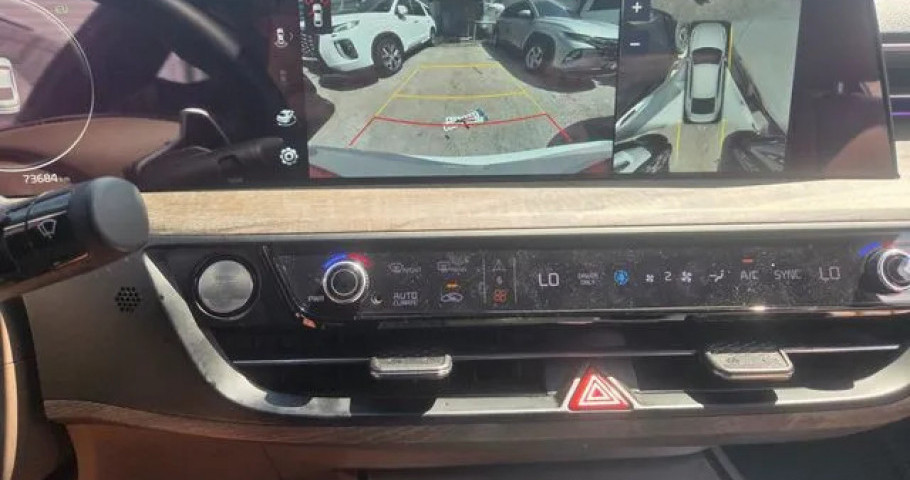 Kia K8 