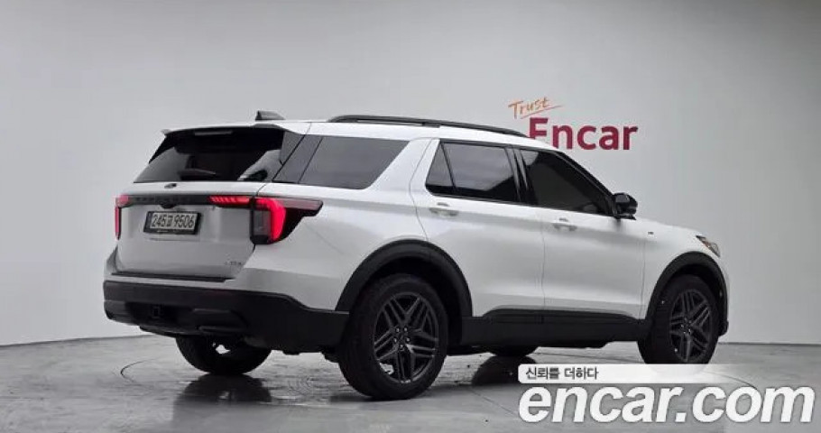 Ford Explorer 