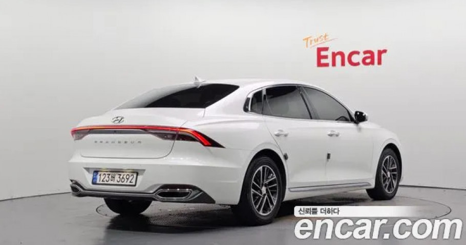 Hyundai Grandeur 