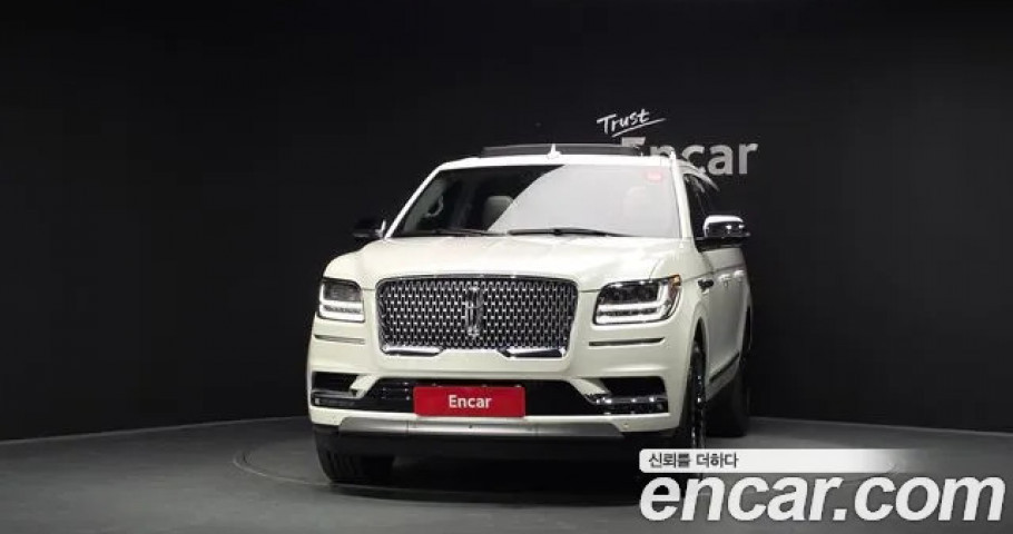 Lincoln Navigator 