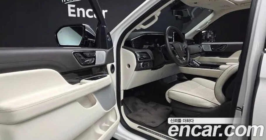 Lincoln Navigator 