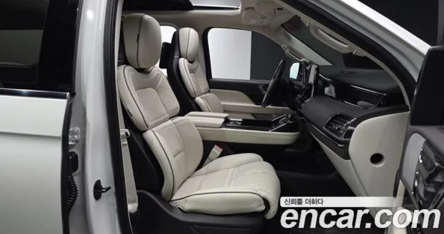 Lincoln Navigator 