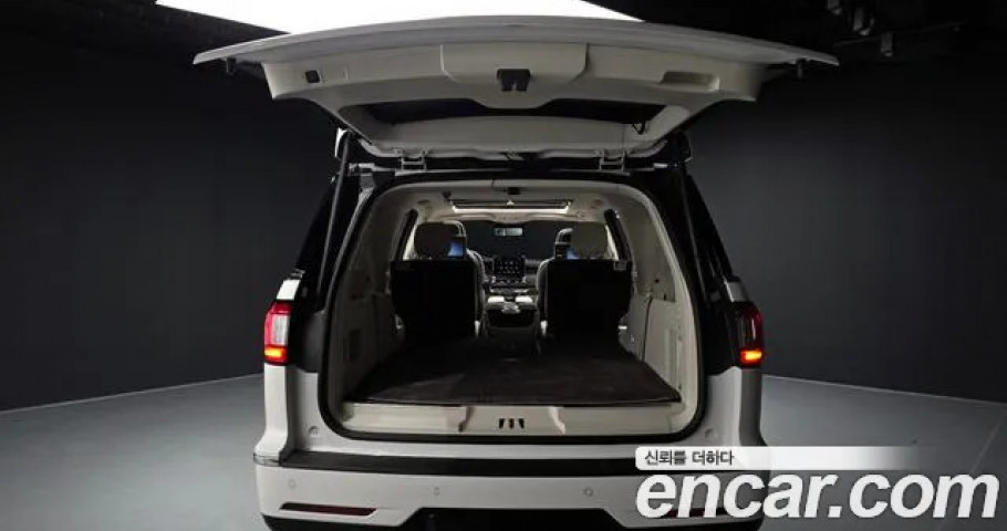 Lincoln Navigator 