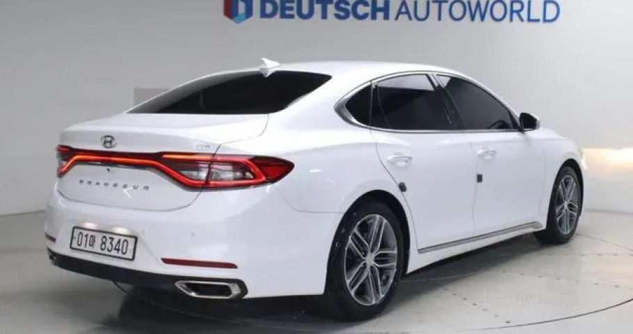 Hyundai Grandeur 
