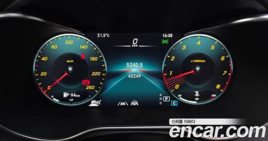 Mercedes-Benz C-Class 