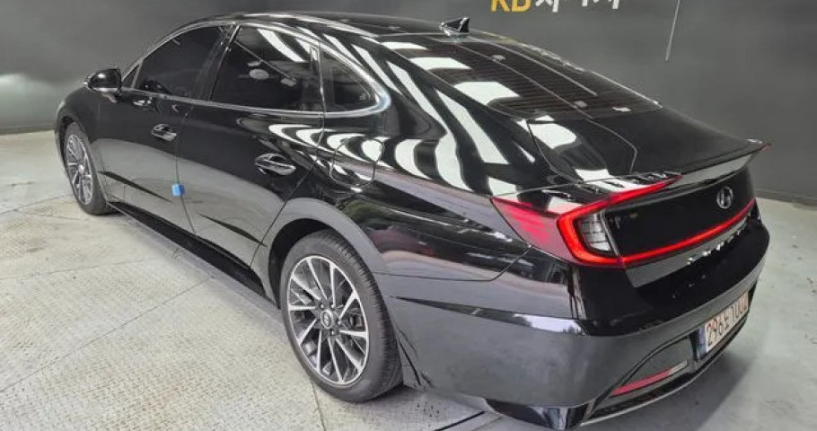 Hyundai Sonata 