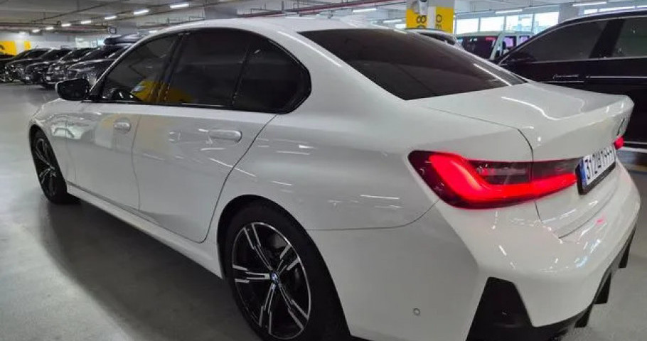 Bmw 3-Series 