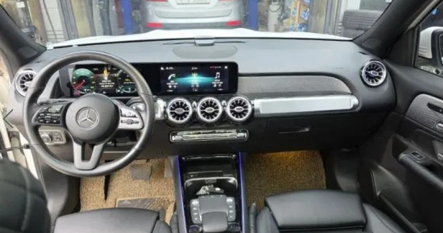 Mercedes-Benz Glb-Class 