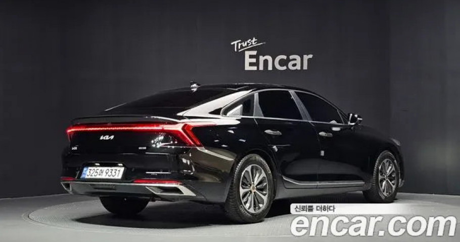 Kia K8 