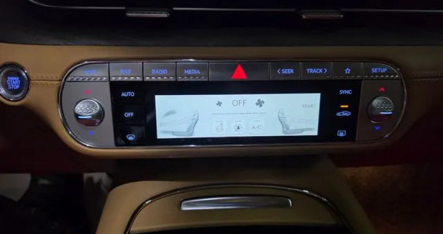 Genesis G90 