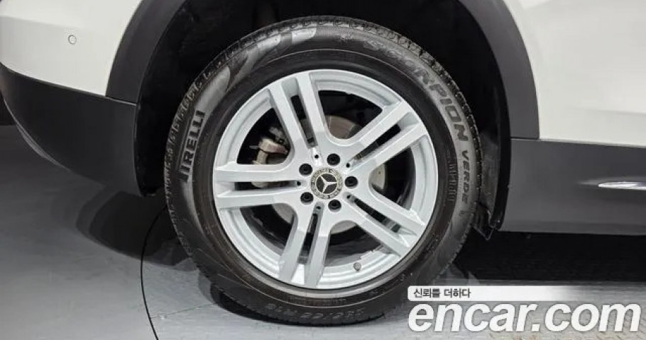 Mercedes-Benz Glb-Class 