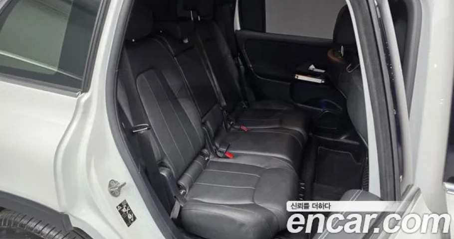 Mercedes-Benz Glb-Class 