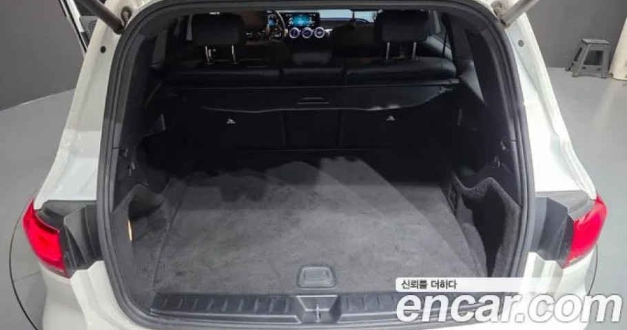 Mercedes-Benz Glb-Class 